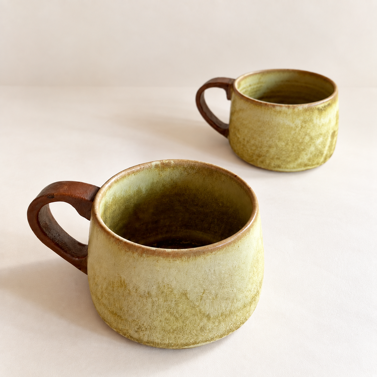 TAZA PAR — Diana Strauss